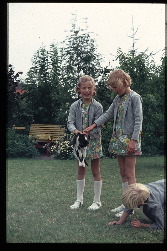 09.Regensburg jul 1970 Brigitte,Marion,Peter.JPG